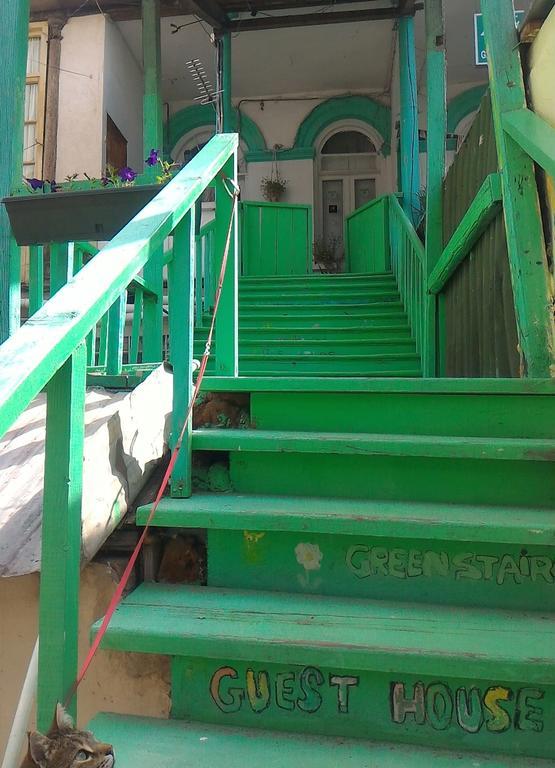 Green Stairs Guest House Tbilissi Extérieur photo